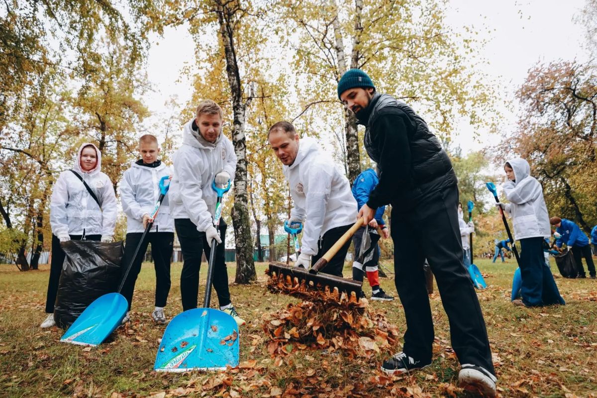 Максим Афанасьев: Сегодня во время субботника в сквере «Комсомольский» дождь прекратился! Это стало отличным знаком для нашего городского фестиваля «Чистый город — общее дело» Максим Афанасьев: Сегодня во время субботника в сквере «Комсомольский» дождь прекратился! Это стало отличным знаком для нашего городского фестиваля «Чистый город — общее дело»