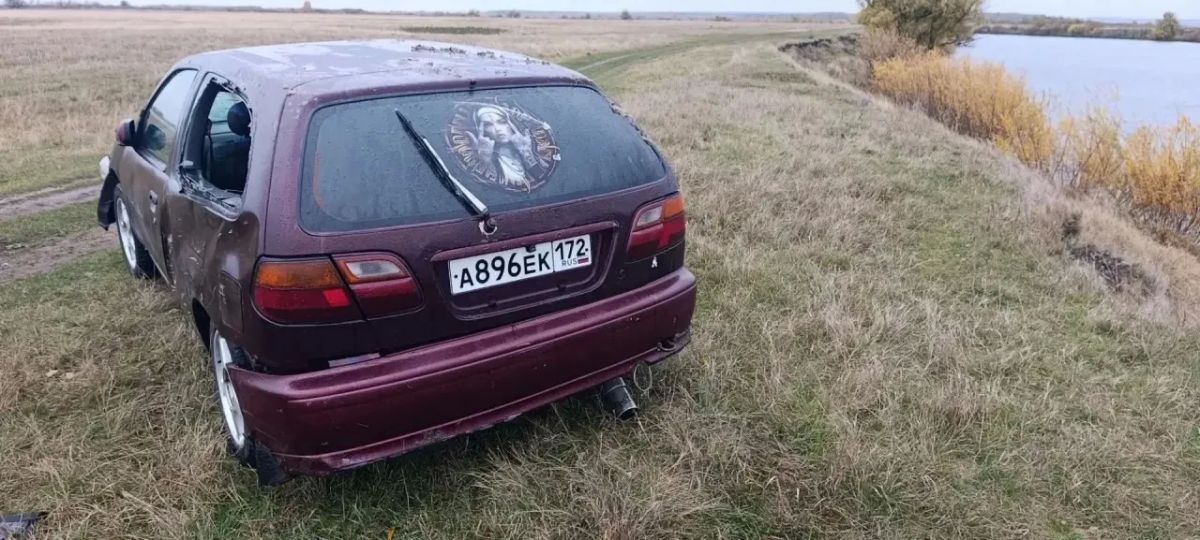 В Казанском округе произошло смертельное ДТП: автомобиль «Ниссан» опрокинулся в реку Алабуга В Казанском округе произошло смертельное ДТП: автомобиль «Ниссан» опрокинулся в реку Алабуга