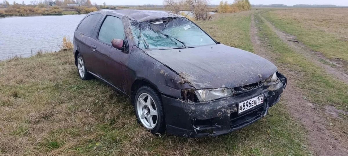 Машина опрокинулась в реку в Казанском округе: водитель утонула