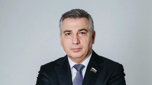 В Тюменскую областную Думу возвращается Эдуард Омаров В Тюменскую областную Думу возвращается Эдуард Омаров