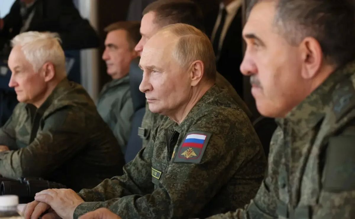 Сегодня день рождения у Президента России Владимира Владимировича Путина Сегодня день рождения у Президента России Владимира Владимировича Путина