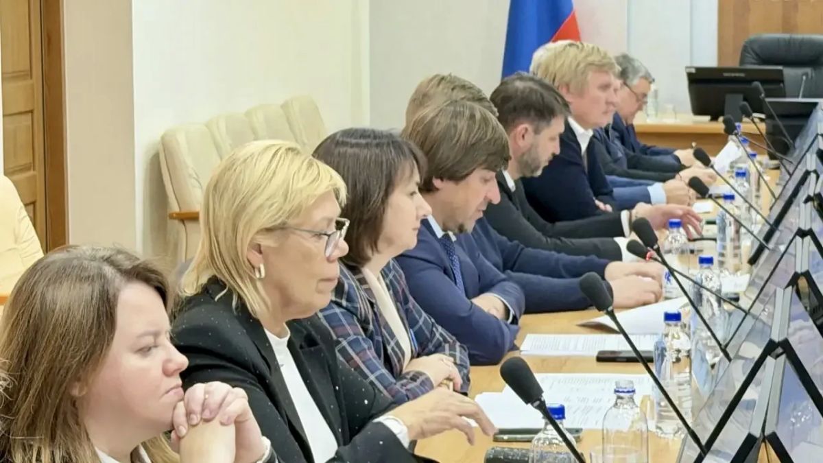 Максим Афанасьев: Провёл заседание политсовета Тюменского городского отделения «Единой России» Максим Афанасьев: Провёл заседание политсовета Тюменского городского отделения «Единой России»