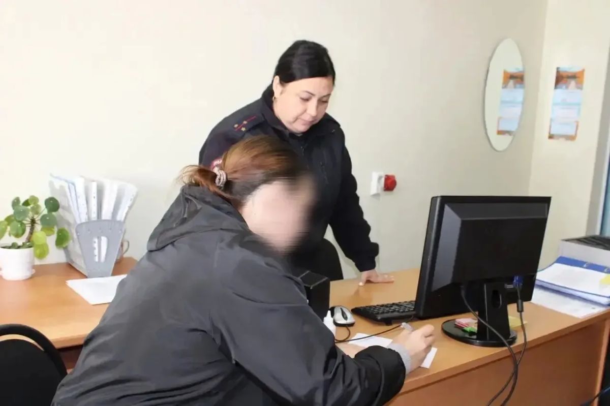 Сотрудники данной службы хорошо знакомы тем, кто пренебрегает своими родительскими обязанностями по содержанию и воспитанию детей, кто в юном возрасте выходит за рамки действующего законодательства, кто проводит серьезную... Сотрудники данной службы хорошо знакомы тем, кто пренебрегает своими родительскими обязанностями по содержанию и воспитанию детей, кто в юном возрасте выходит за рамки действующего законодательства, кто проводит серьезную...