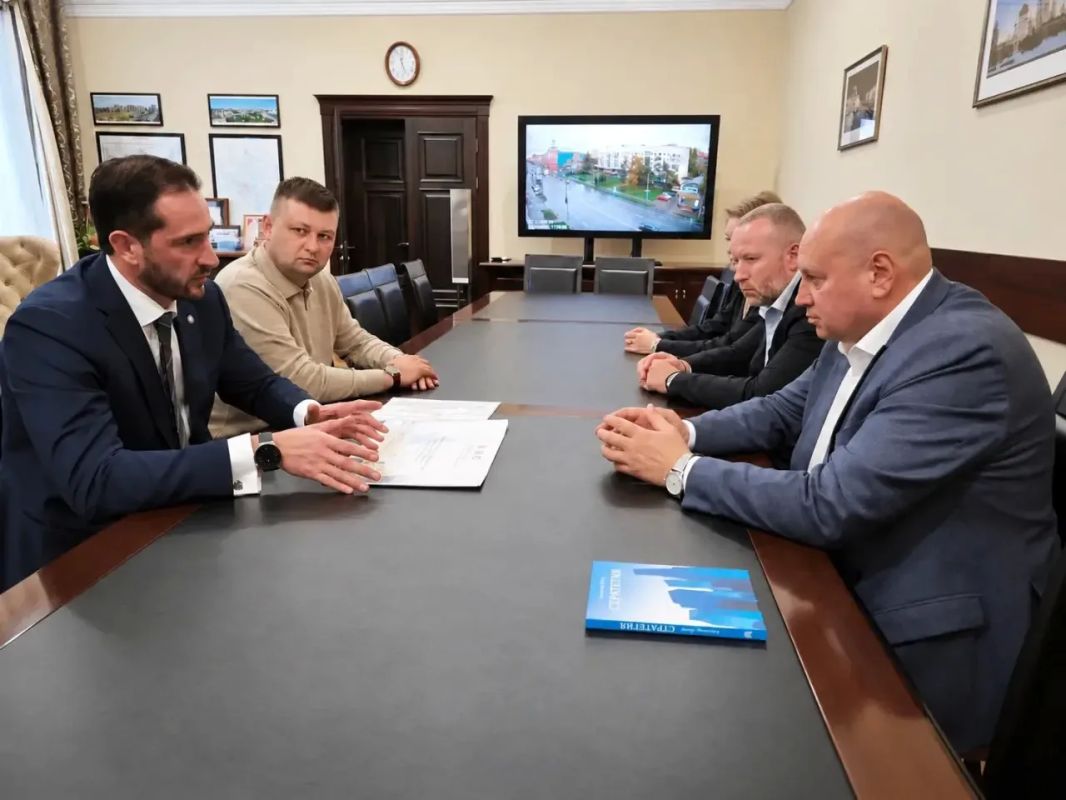 Александр Моор: ВЦНСП и мэрия Омска продолжают работу над проектами КРТ и благоустройства