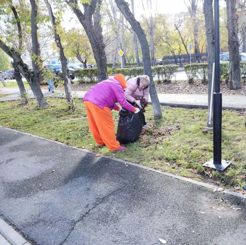 Сквер на Баумана стал чище! Сквер на Баумана стал чище!