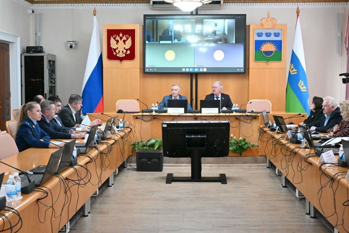 В облдуме прошли заседания профильных комитетов и постоянной комиссии В облдуме прошли заседания профильных комитетов и постоянной комиссии