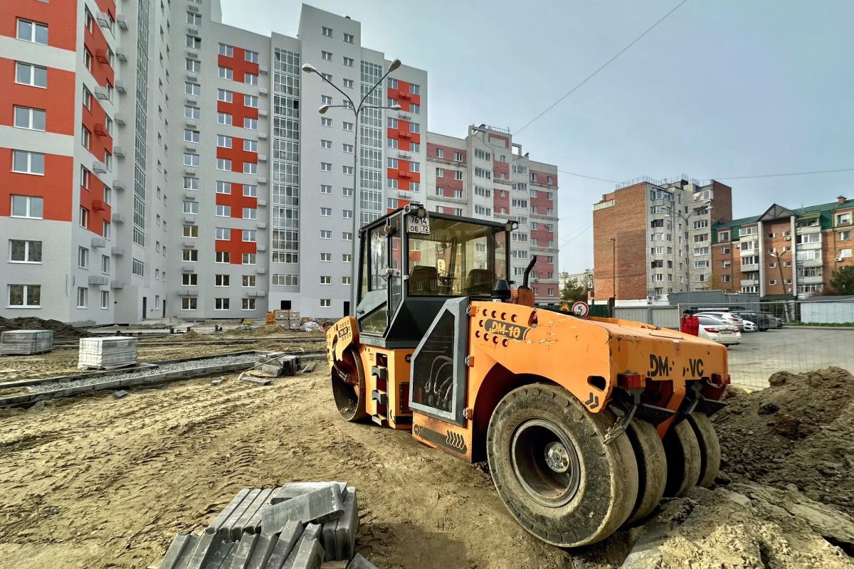 Рабочий выезд на площадки строящихся МКД в микрорайоне 3Б и на улице Радищева Рабочий выезд на площадки строящихся МКД в микрорайоне 3Б и на улице Радищева
