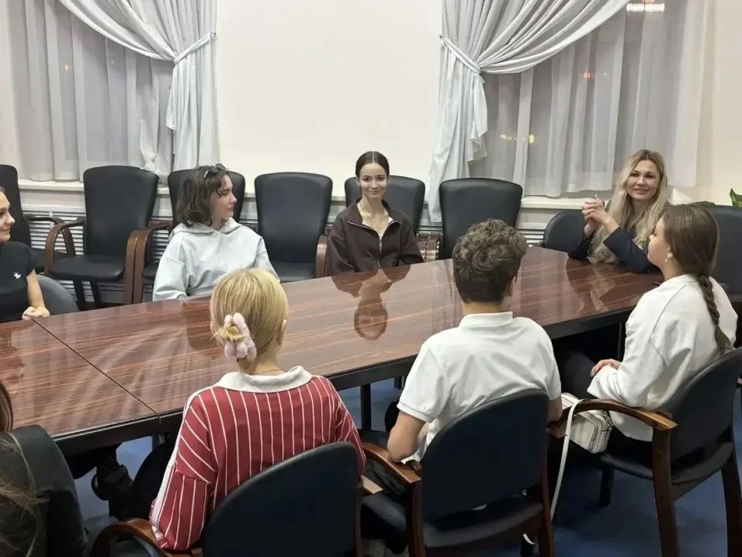 Молодежь Тюмени становится архитекторами будущего своего города Молодежь Тюмени становится архитекторами будущего своего города