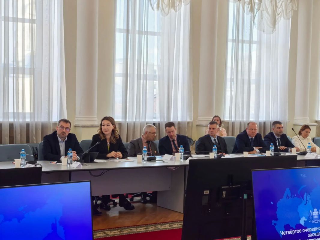 Подготовку и прохождение отопительного периода обсудили эксперты на заседании Общественного совета при департаменте ЖКХ Тюменской области Подготовку и прохождение отопительного периода обсудили эксперты на заседании Общественного совета при департаменте ЖКХ Тюменской области