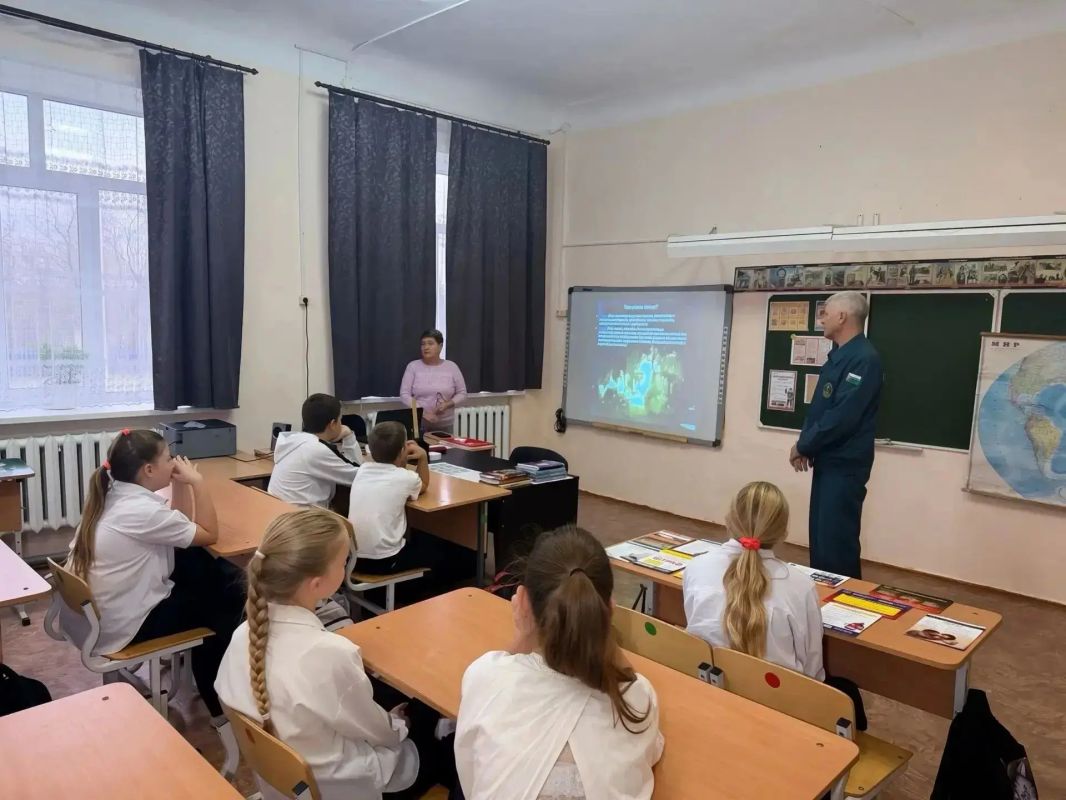 Осенние каникулы дома: правила безопасности Осенние каникулы дома: правила безопасности