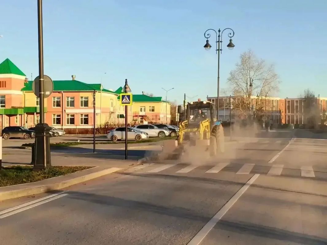 Город становится уютнее: Тобольск активно готовится к зиме Город становится уютнее: Тобольск активно готовится к зиме