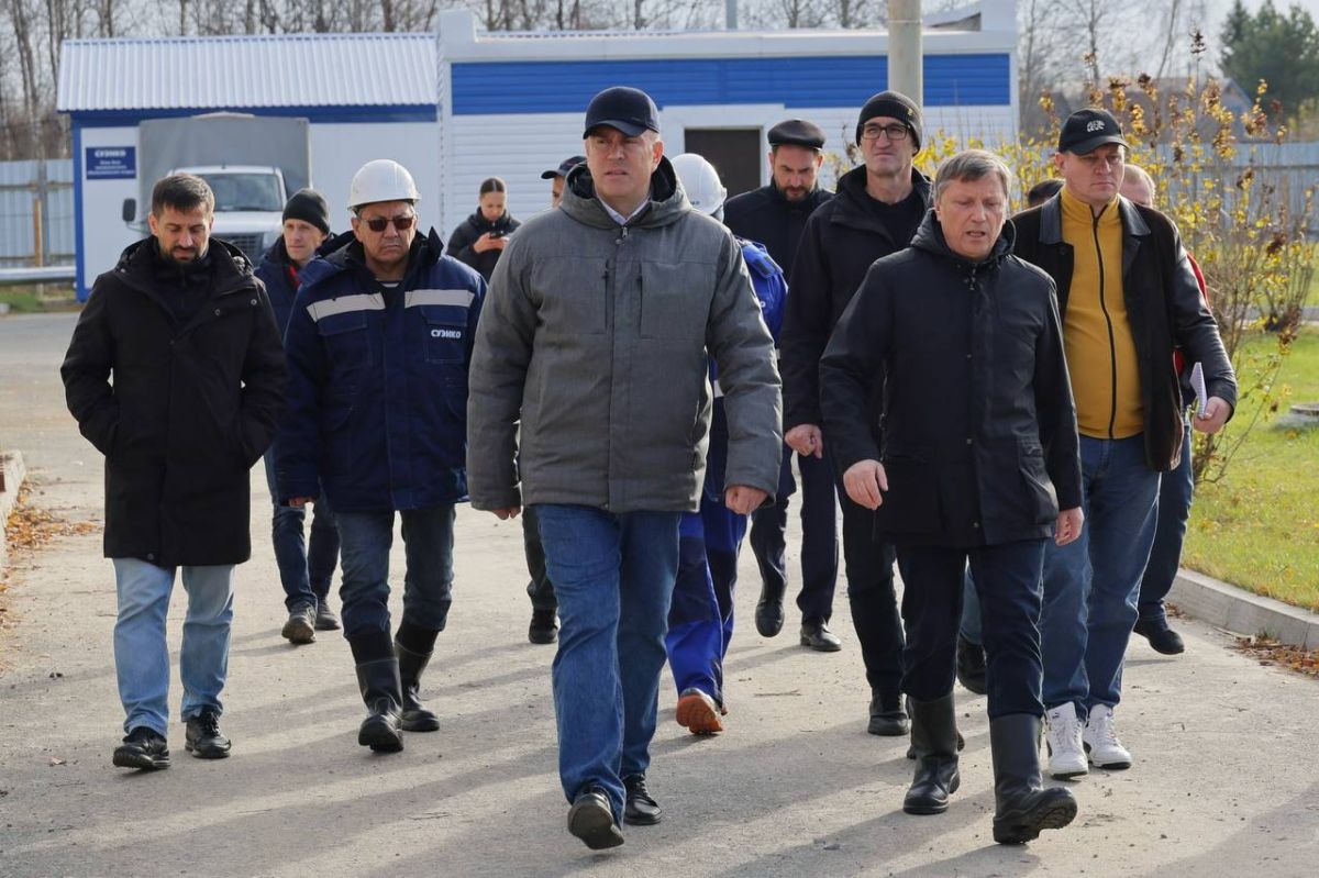 Сегодня в ходе еженедельного объезда проверил ключевые коммунальные объекты Сегодня в ходе еженедельного объезда проверил ключевые коммунальные объекты
