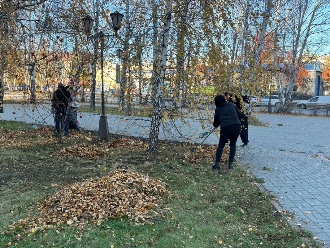 Бульвар Николая Чукмалдина преобразился: АО «Евракор» приняло участие в субботнике Бульвар Николая Чукмалдина преобразился: АО «Евракор» приняло участие в субботнике