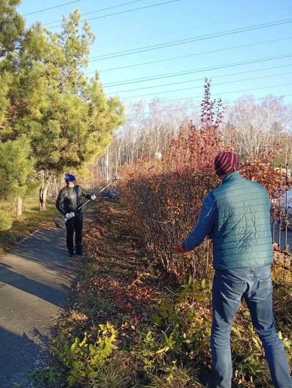 Стало чище и уютнее ещё в одном из уголков Ленинского округа Тюмени! Стало чище и уютнее ещё в одном из уголков Ленинского округа Тюмени!