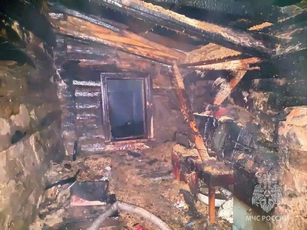 Трагедия произошла ночью в Казанском округе: в пожаре погиб человек