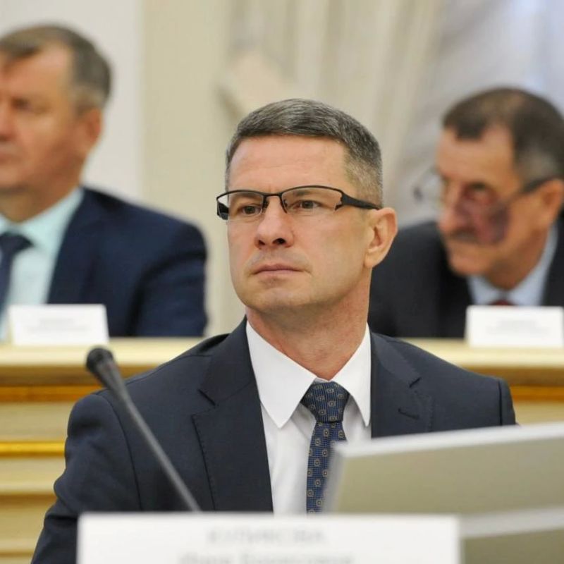 Сын тюменского чиновника получил руководящий пост в Минобрнауки Сын тюменского чиновника получил руководящий пост в Минобрнауки