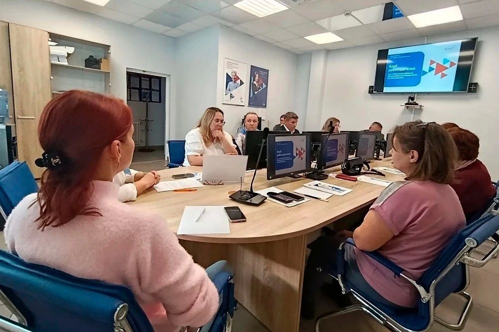 Когда теория встречается с практикой: в Ишиме работодатели прокачали навыки работы с цифровой платформой Когда теория встречается с практикой: в Ишиме работодатели прокачали навыки работы с цифровой платформой