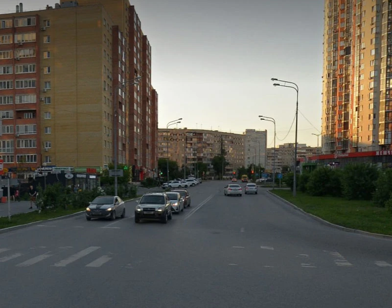 На Заречном проезде в Тюмени ограничили движение