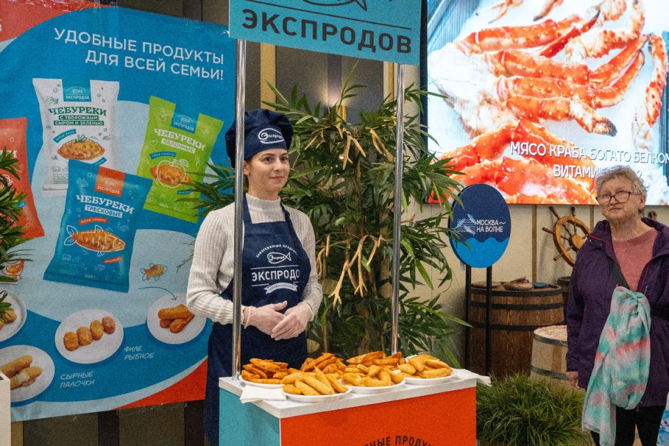 Рынки Москвы радуют новинками: готовые блюда из рыбы на любой вкус