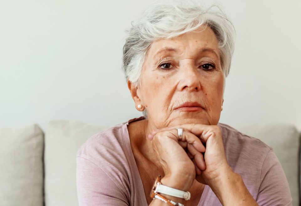 Мудрость взрослых: что не стоит делиться с детьми после 50