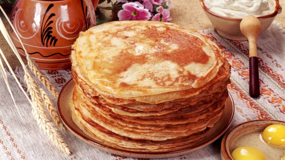 Тонкие и пышные: просто добавьте этот особый ингредиент в тесто для блинов