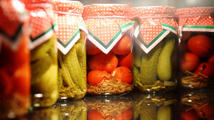 Как сохранить консервацию без плесени: простые советы