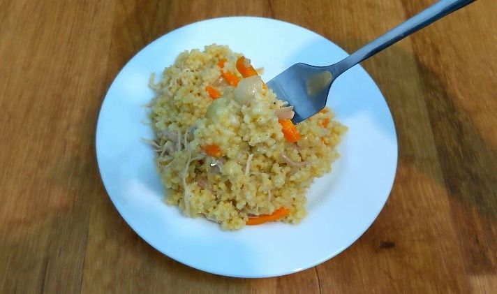 Пшённая каша на бульоне от холодца: неожиданный кулинарный эксперимент