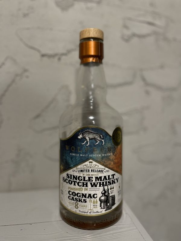 Виски Wolfburn 8 YO Cognac Cask Finish: стоит ли пробовать?