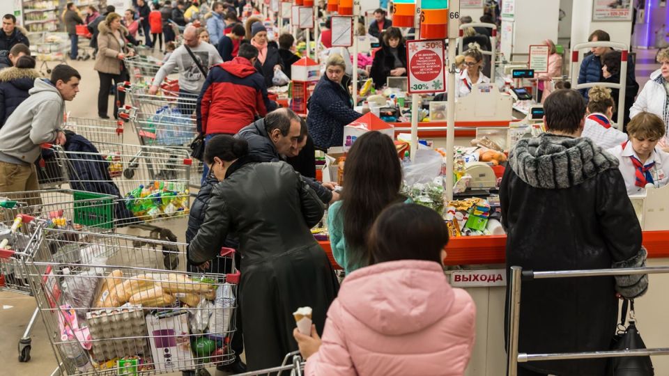 Скрытые угрозы в магазинах: как не стать жертвой обмана